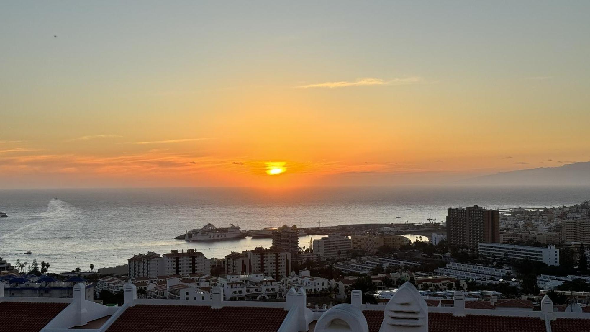 Cozy Port Royal Margot Sunset View Home By Lovetenerife Los Cristianos  Eksteriør bilde
