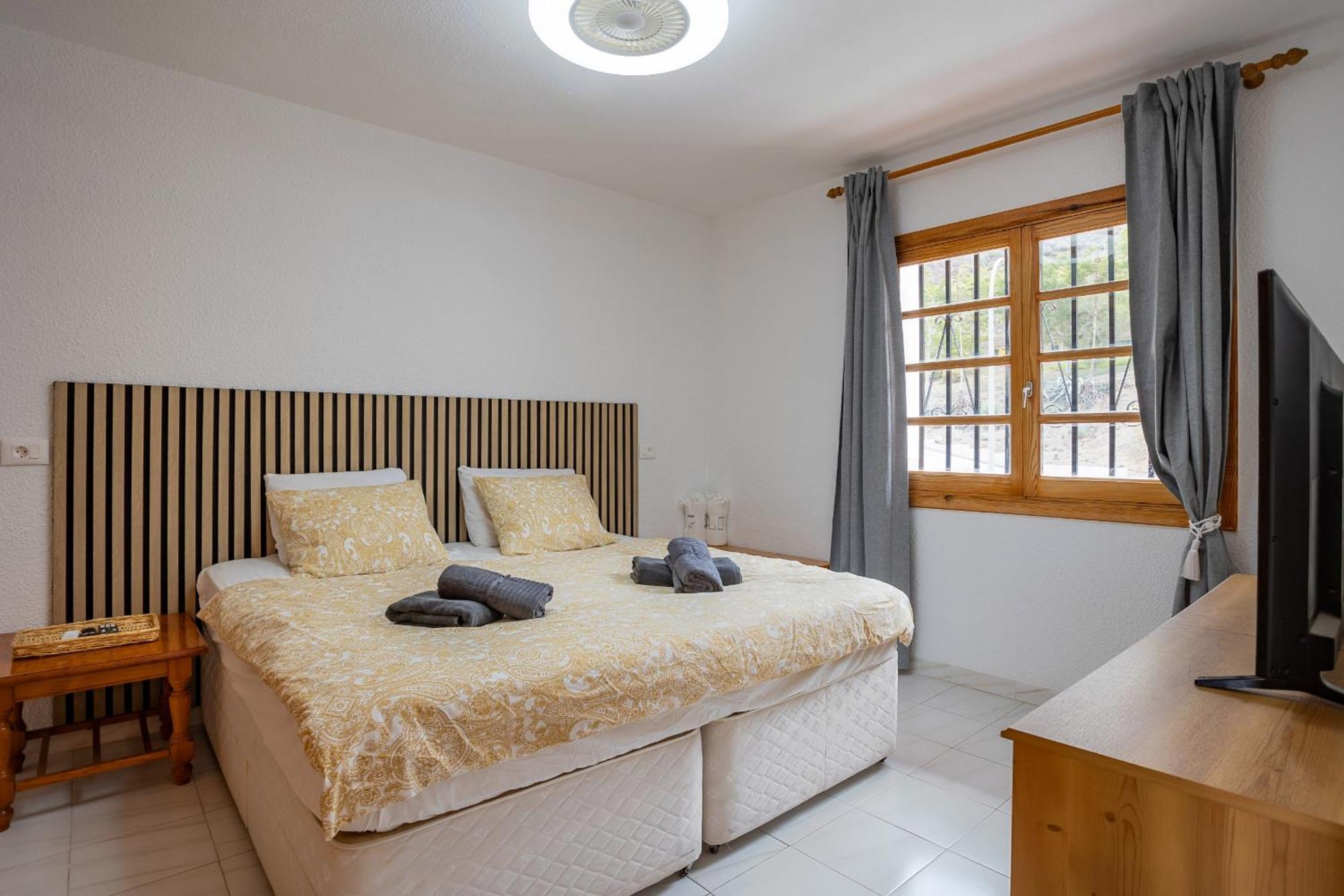 Cozy Port Royal Margot Sunset View Home By Lovetenerife Los Cristianos  Eksteriør bilde